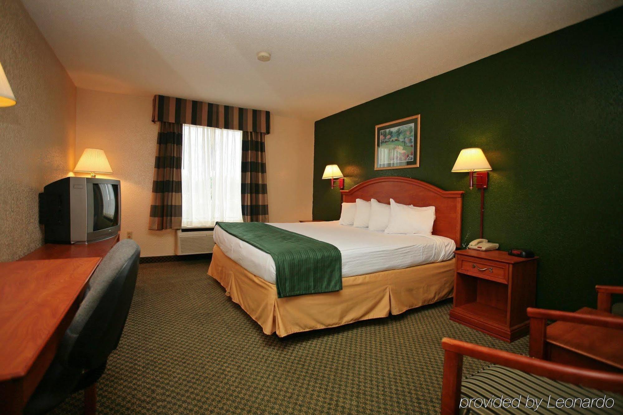 Americas Best Value Inn Louisville Szoba fotó