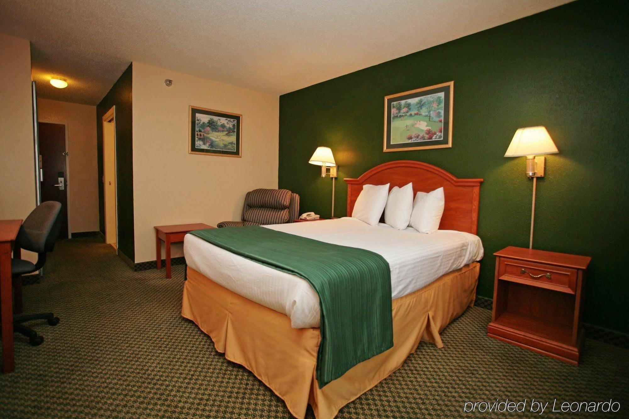 Americas Best Value Inn Louisville Szoba fotó
